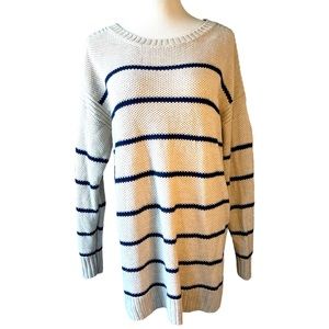 NWOT TUNIC CREW NECK SWEATER OATMEAL W/ NAVY…